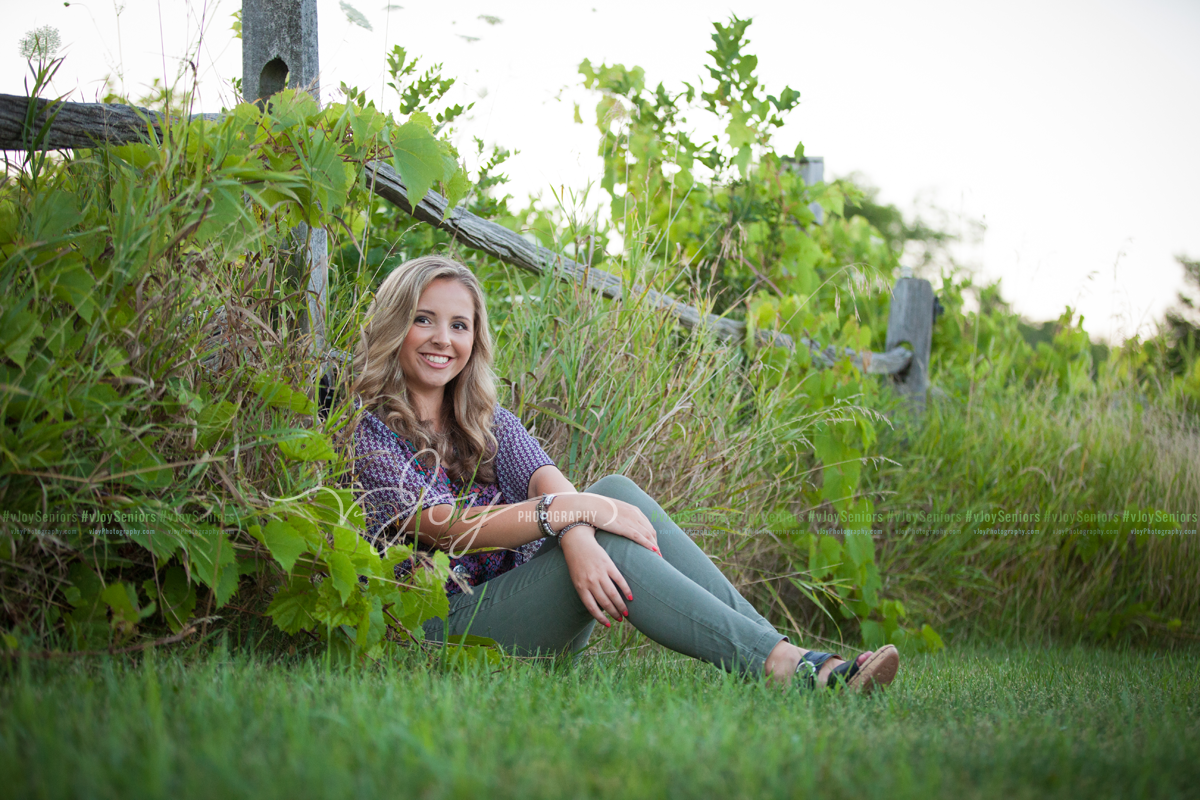 2015.08.11-McKenna-L-High-School-Senior-Portrait-Photographer-Racine-WI-7555.2