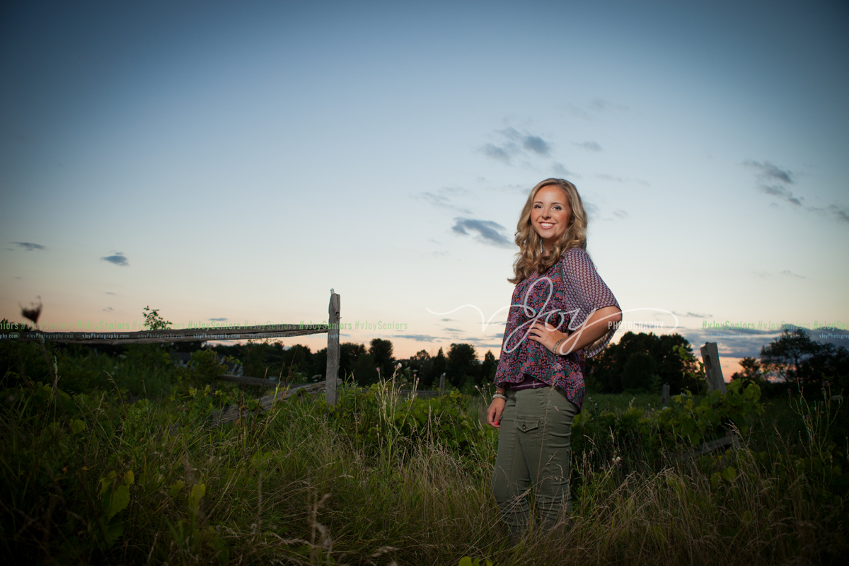 2015.08.11-McKenna-L-High-School-Senior-Portrait-Photographer-Racine-WI-7605.2