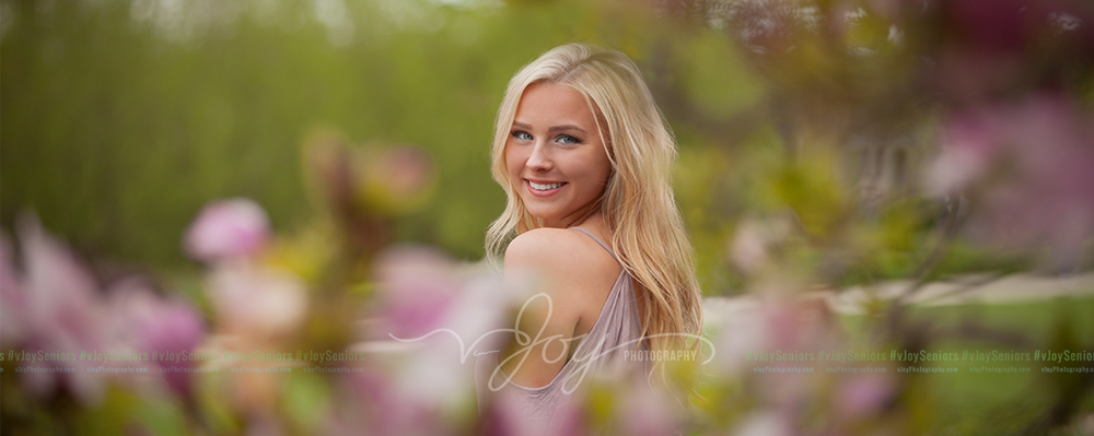 High-School-Senior-Girl-Flowers